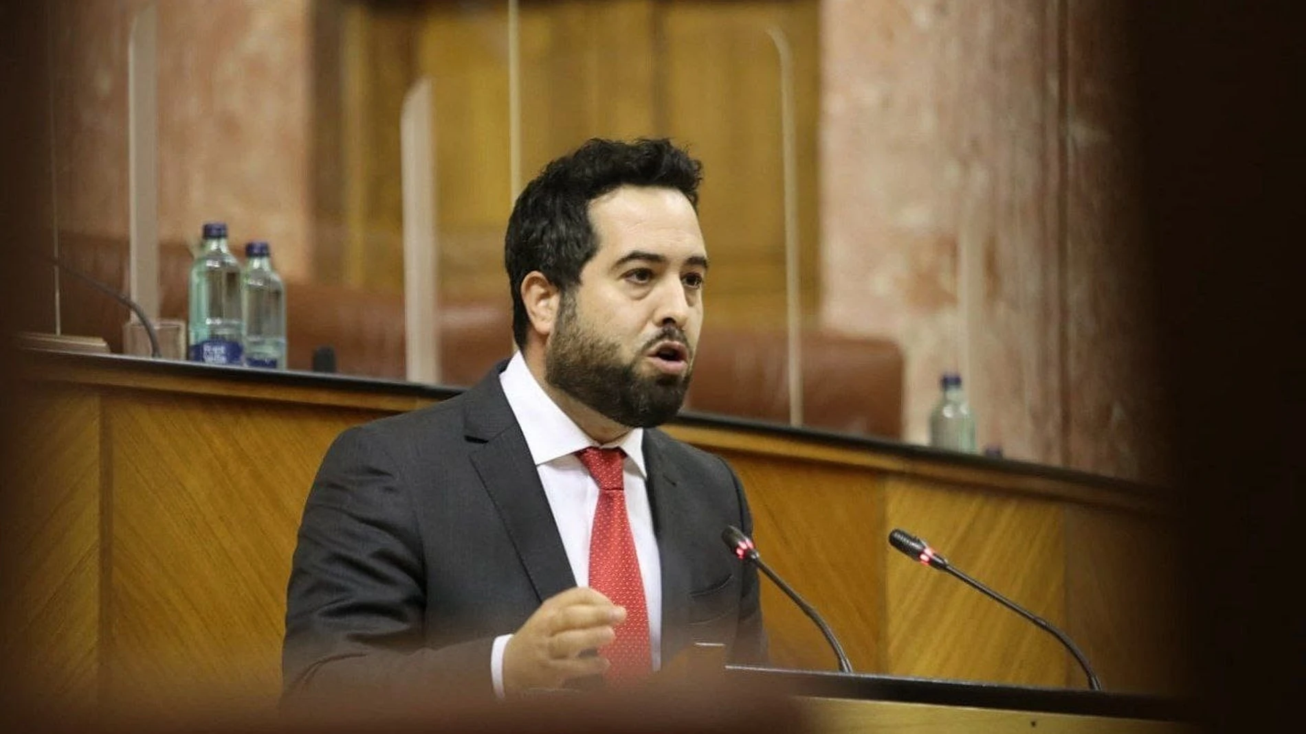 El diputado de Cs, Fran Carrillo en una intervención en el Parlamento
