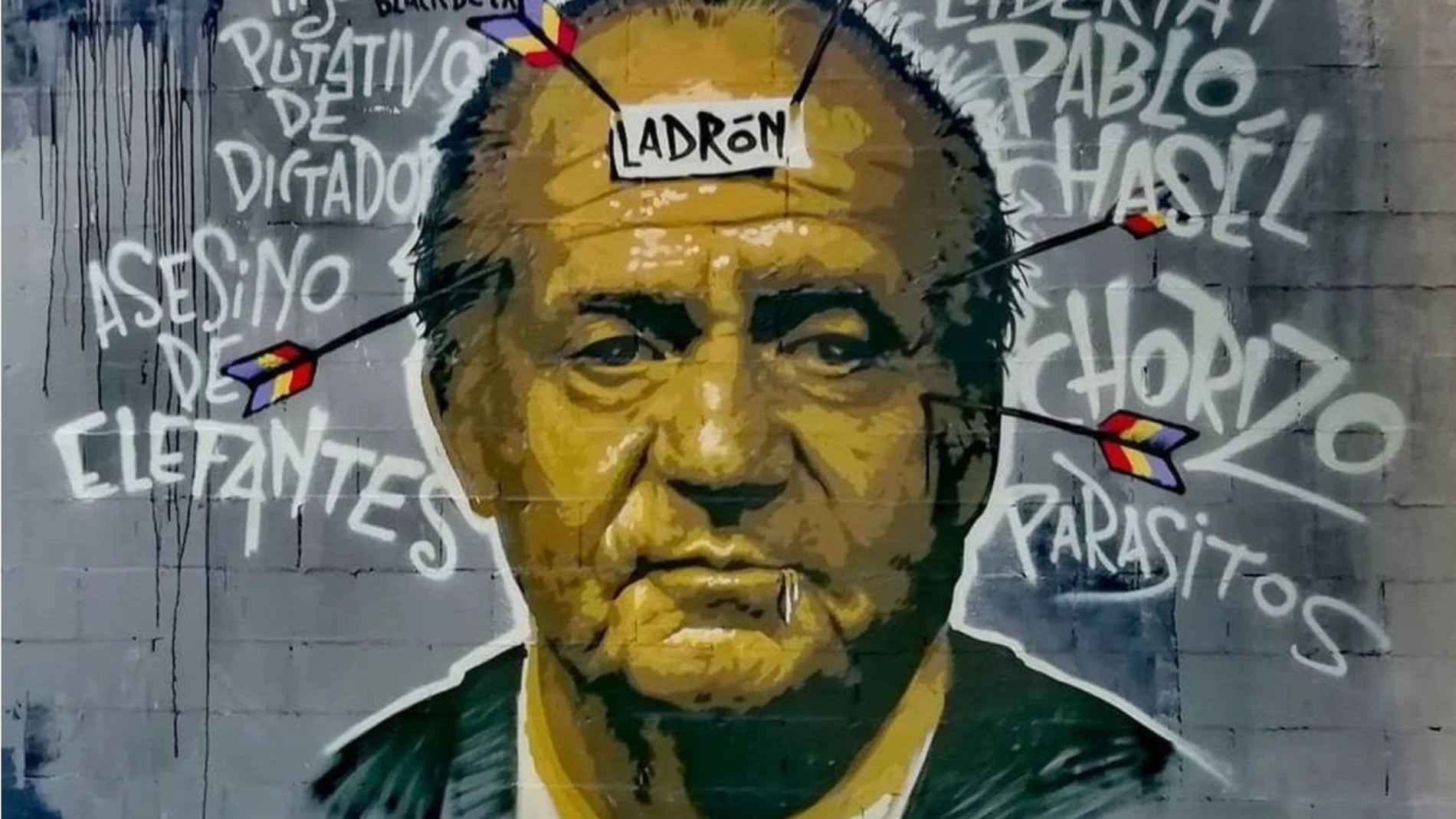 El mural de apoyo al rapero Hasél, en Barcelona
