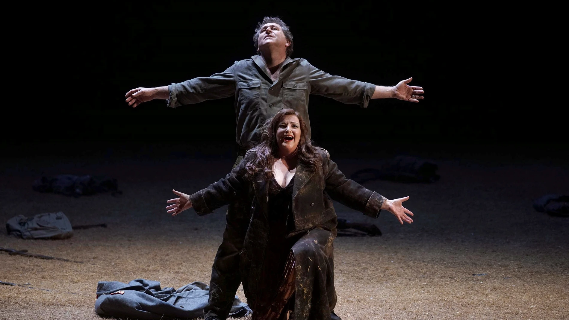 Ricarda Merbeth y Andreas Schager interpretando «Siegfried» en el Teatro Real