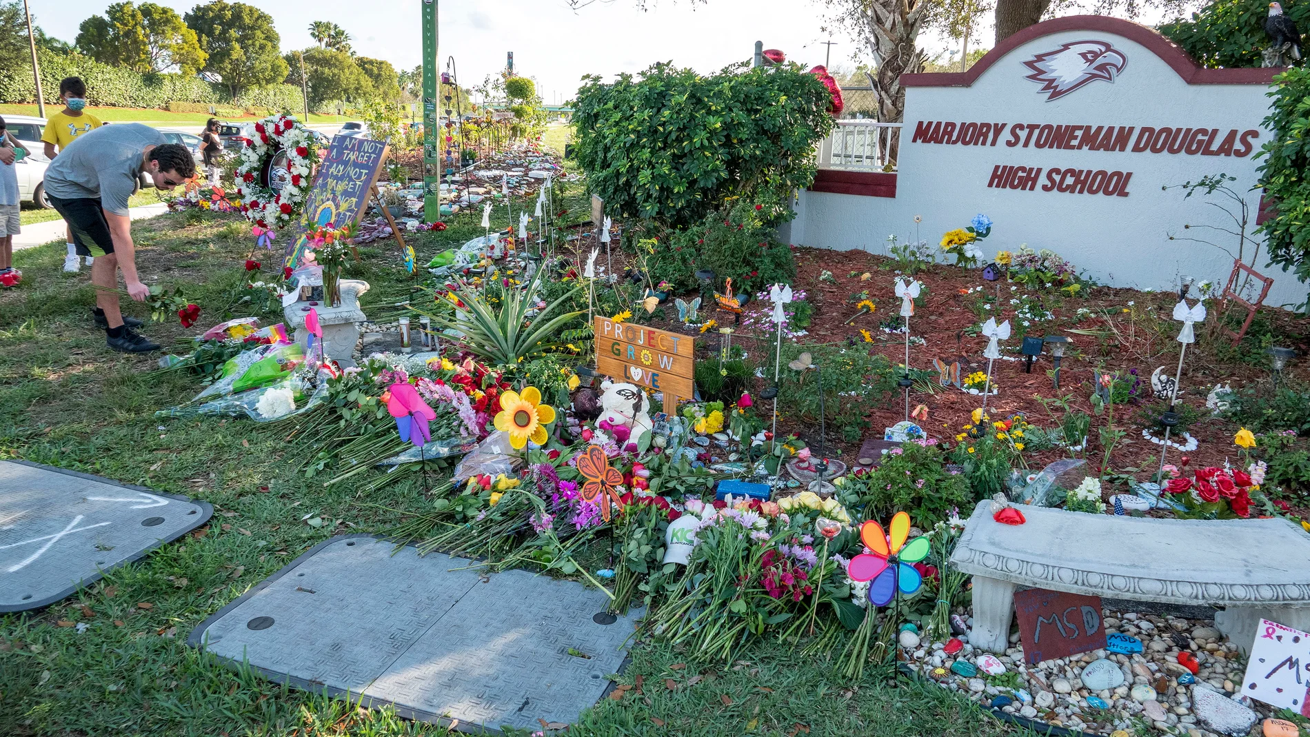 Memorial en recuerdo de las víctimas de Parkland en Florida