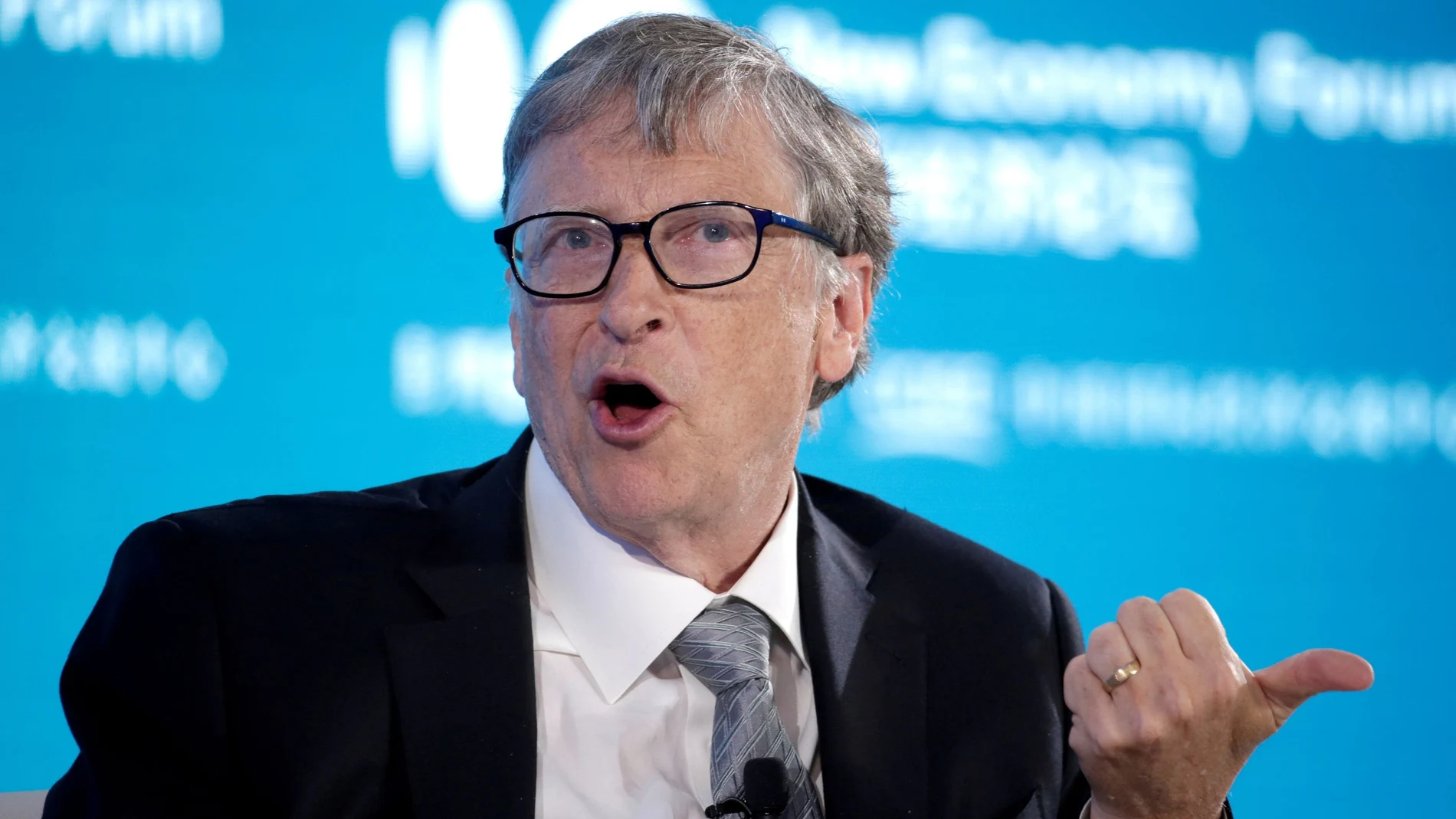 Por qué Bill Gates huye de los dispositivos iOS y siempre se queda con Android