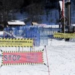 Los accesos a la estación de esquí de Bardonecchia (norte de Italia) permanecen cerrados