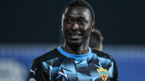 Umar Sadiq con el Almería.