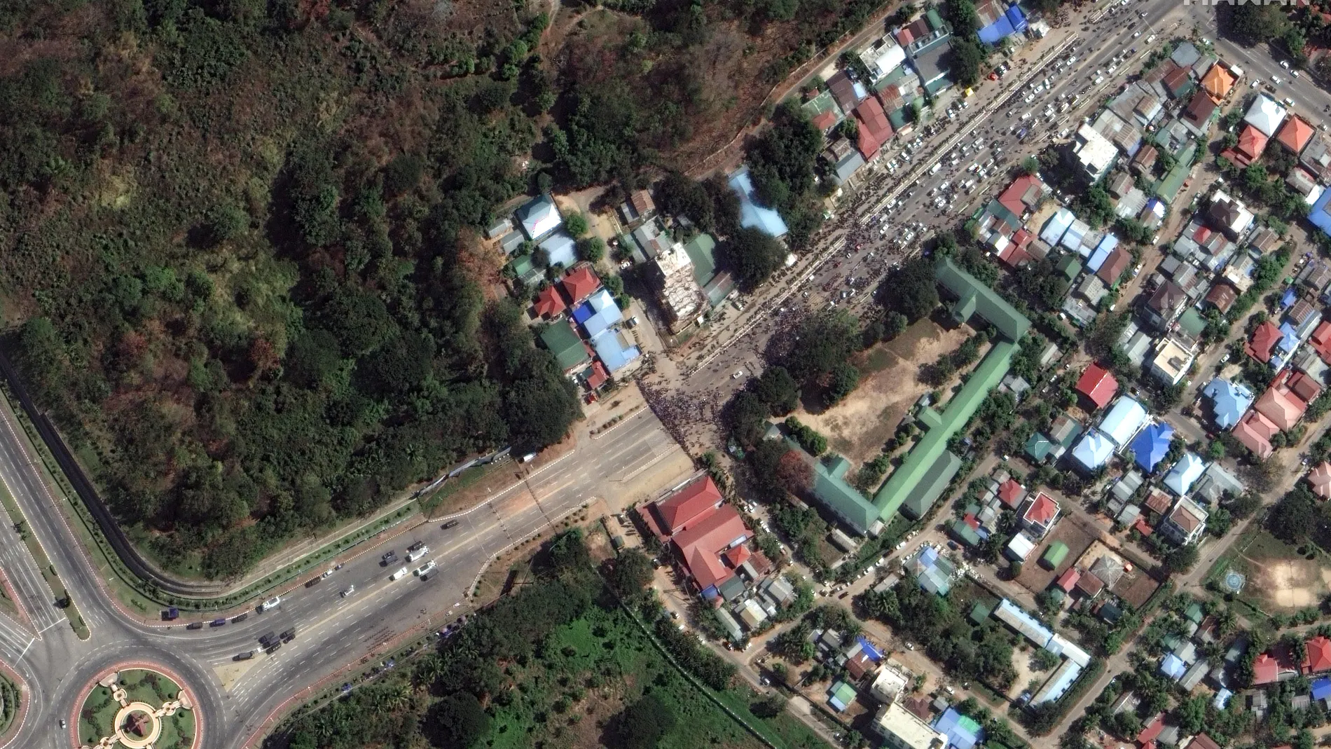 Una imagen de satélite muestra las masivas manifestaciones en Birmania contra la Junta Militar