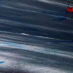 La suiza Lara Gut-Behrami ganó este jueves el gigante de los Mundiales de esquí alpino de Cortina d'Ampezzo (Italia), donde firmó su segundo oro en los campeonatos y, a la vez, evitó el de la estadounidense Mikaela Shiffrin, plata en una prueba que la austriaca Katharina Liensberger acabó tercera. EFE/ Andrea Solero
