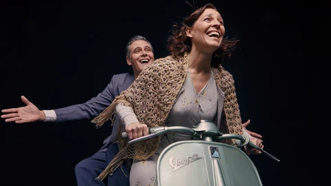 Roberto Enríquez y Elisabet Gelabert protagonizan esta pieza ambientada en una convulsa Nápoles