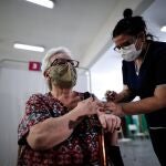 La Comunitat Valenciana inicia esta semana la vacunación de mayores de 80 años