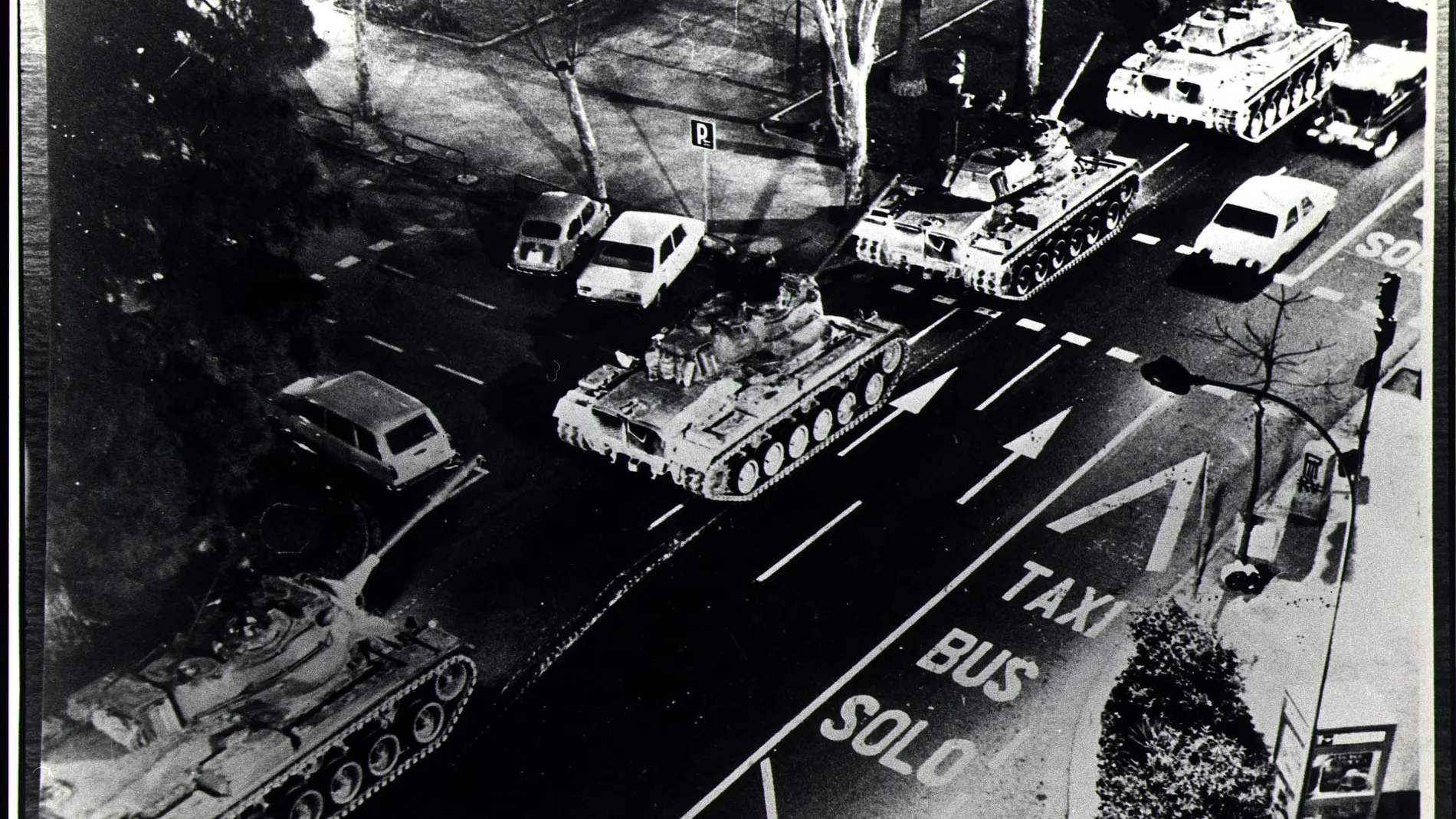 Los carros de combate que se desplegaron por las calles de Valencia la noche del 23-F