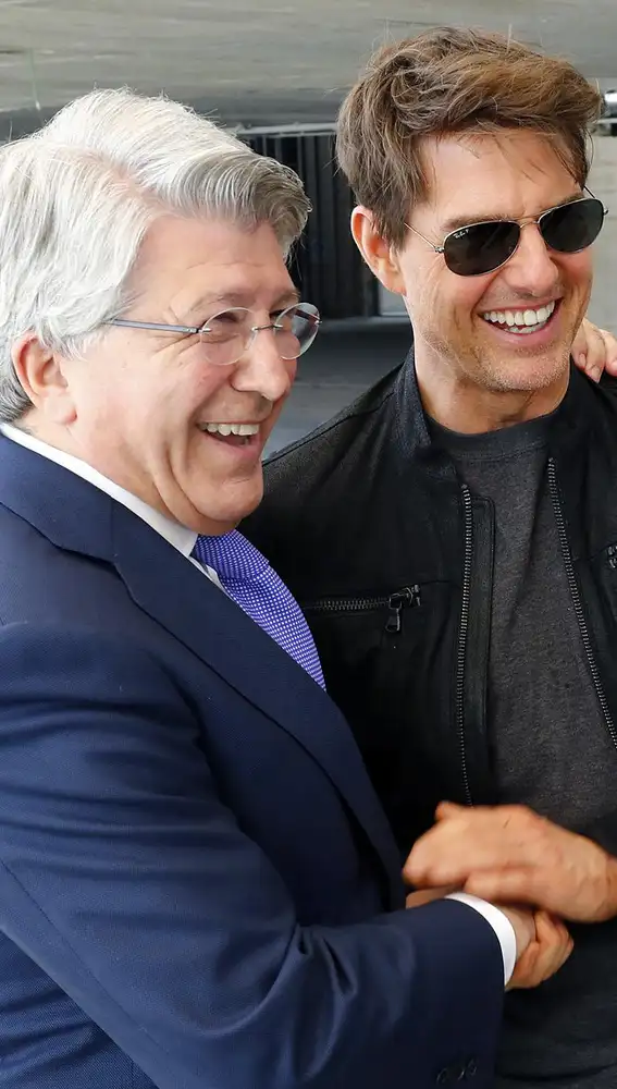Enrique Cerezo y Tom Cruise.