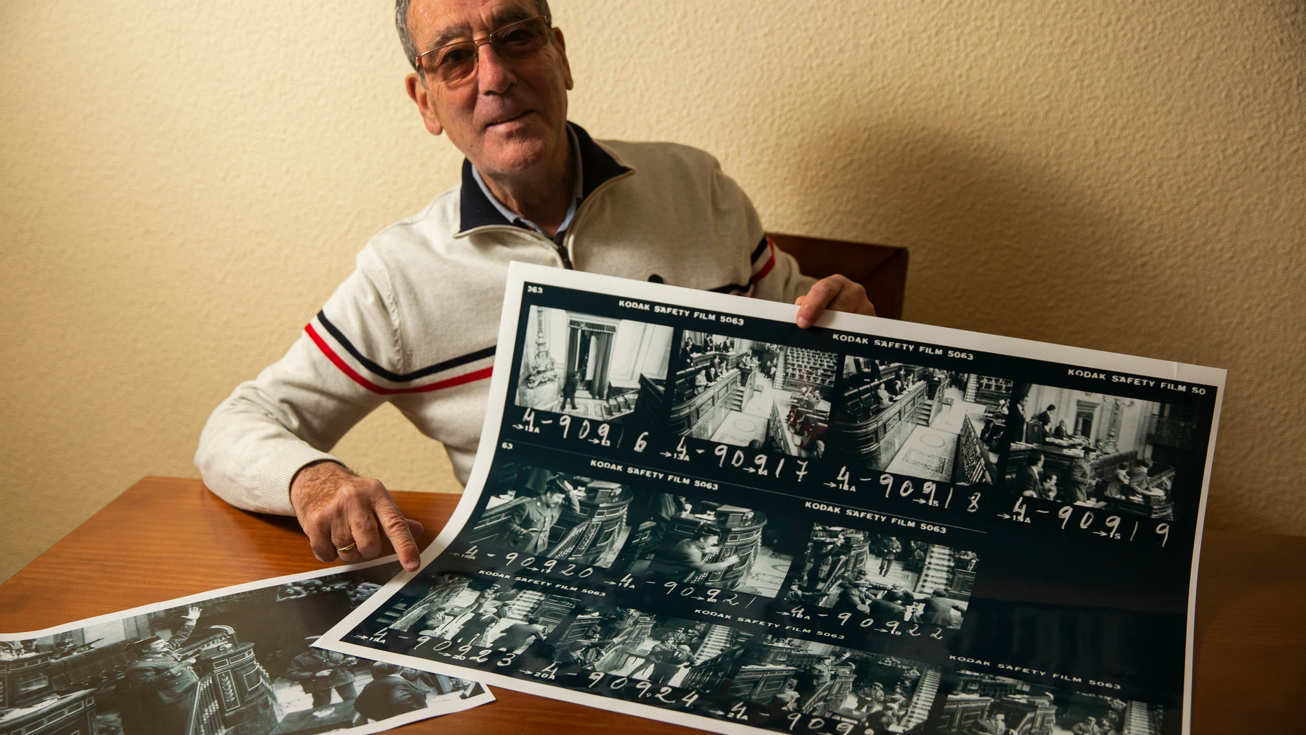 Manuel Pérez Barriopedro fotógrafo de la agencia EFE y autor de la icónica foto del golpe de estado del 23 de febrero de 1981