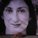 Homenaje a la periodistas asesinada Daphne Caruana Galizia a la salida de la corte en La Valeta, Malta
