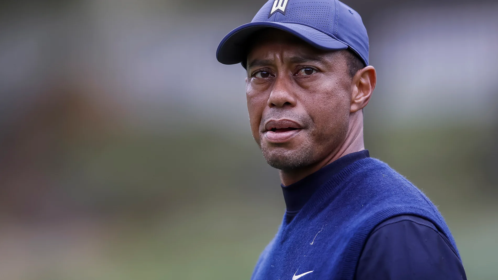 Tiger Woods se recupera del grave accidente que sufrió a finales de febrero.