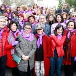 Marlaska y las ministras Celaá, González Laya, Calvo, Darias, junto a otros dirigentes del PSOE en la manifestación del 8-M del año pasado