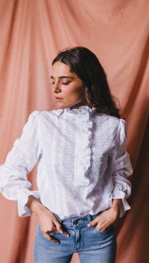 Las 10 camisas m s especiales y de firmas espa olas que lucir s