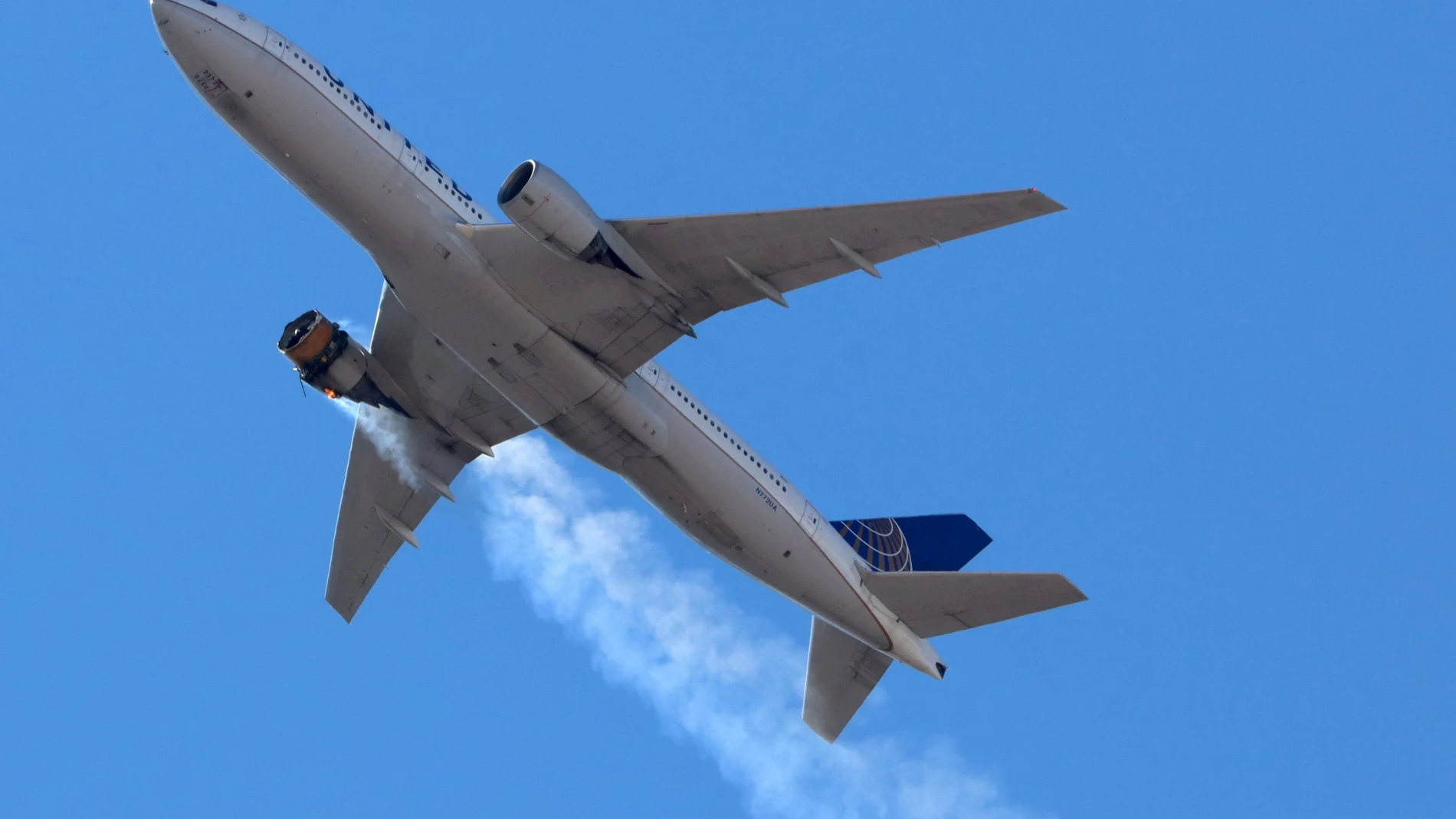 El avión de Boeing de United Airlines cuyos motores se quemaron el 20 de febrero