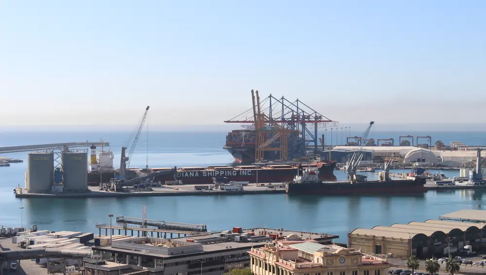 Vista panorámica del Puerto de Málaga