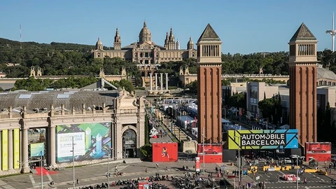 Los edificios históricos de la Fira de Barcelona durante el pasado Automobile