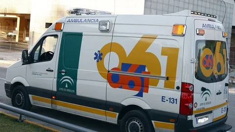 Imagen de una ambulancia de la Empresa Pública de Emergencias Sanitarias (EPES)