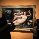 Entre otros personajes, la exposición se centra en dos figuras importantes dentro de la mitología como son Venus y Cupido, en el cuadro