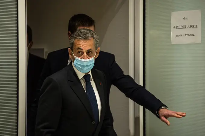 Sarkozy marca el camino al Elíseo