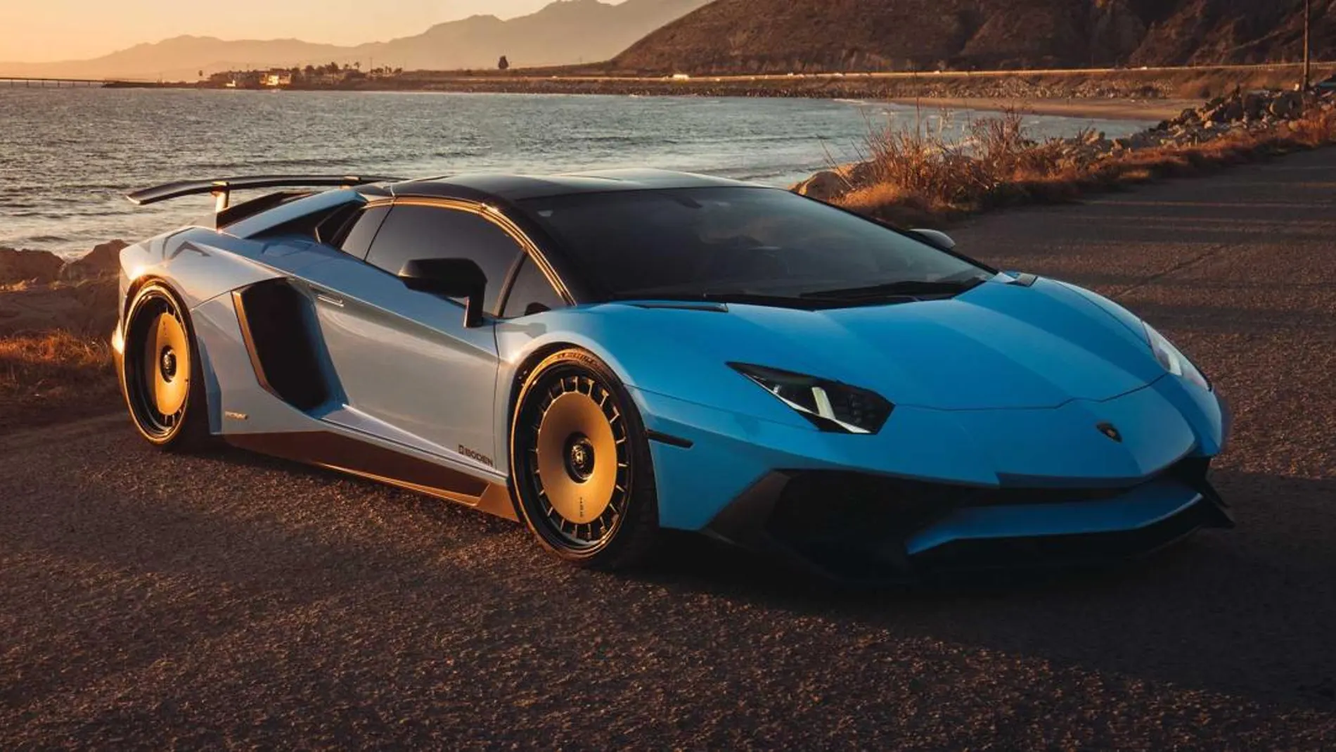 Lamborghini Aventador SV