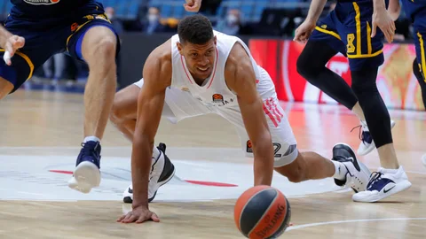 Tavares, en uno de los partidos de esta temporada en la Euroliga