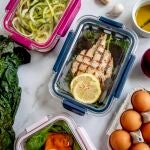 Algunas bacterias producen enzimas que ayudan en la digestión y también aumentan también la motilidad intestinal, mejorando así el tránsito.