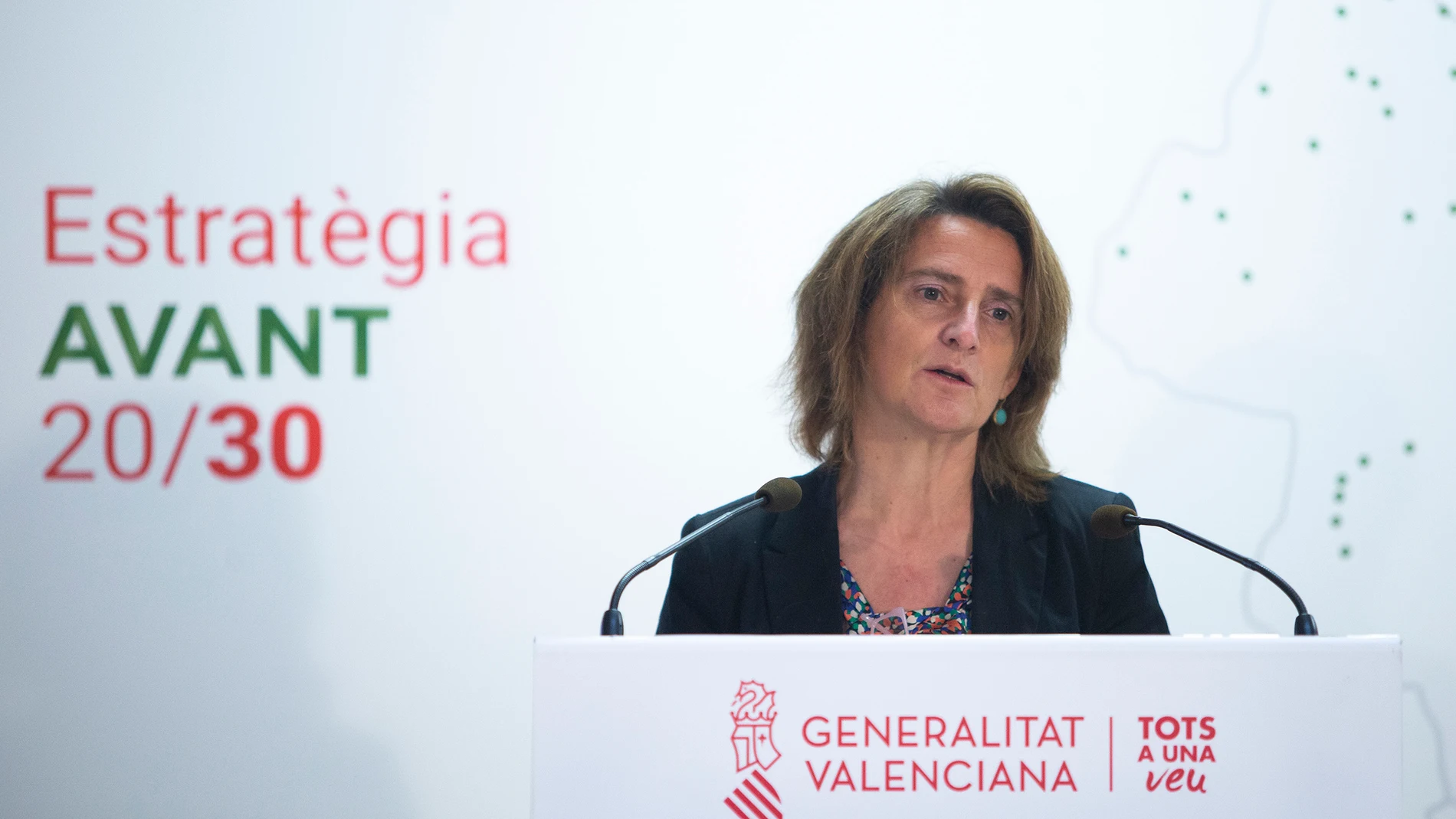 La vicepresidenta cuarta y ministra para la Transición Ecológica y el Reto Demográfico, Teresa Ribera ofrece declaraciones a los medios de comunicación durante el acto de presentación de la 'Estrategia para el Reto Demográfico en Valencia'.