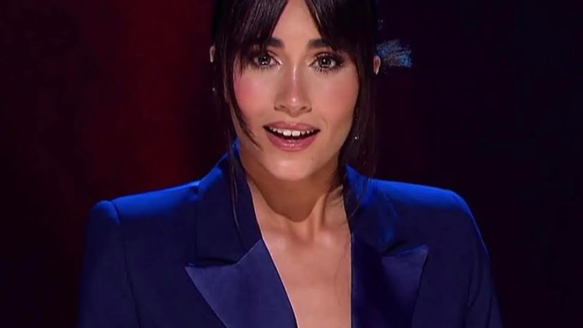 Aitana Ocaña actuando en la gala de los Premios Goya 2021.