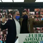 Elías Bendodo y Juanma Moreno en el Congreso Provincial del PP de Málaga