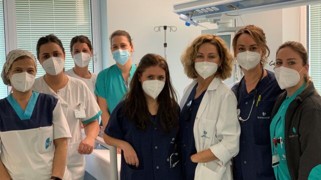 Mujeres de la Unidad de Cuidados Intensivos de Quirónsalud Sagrado Corazón de Sevilla