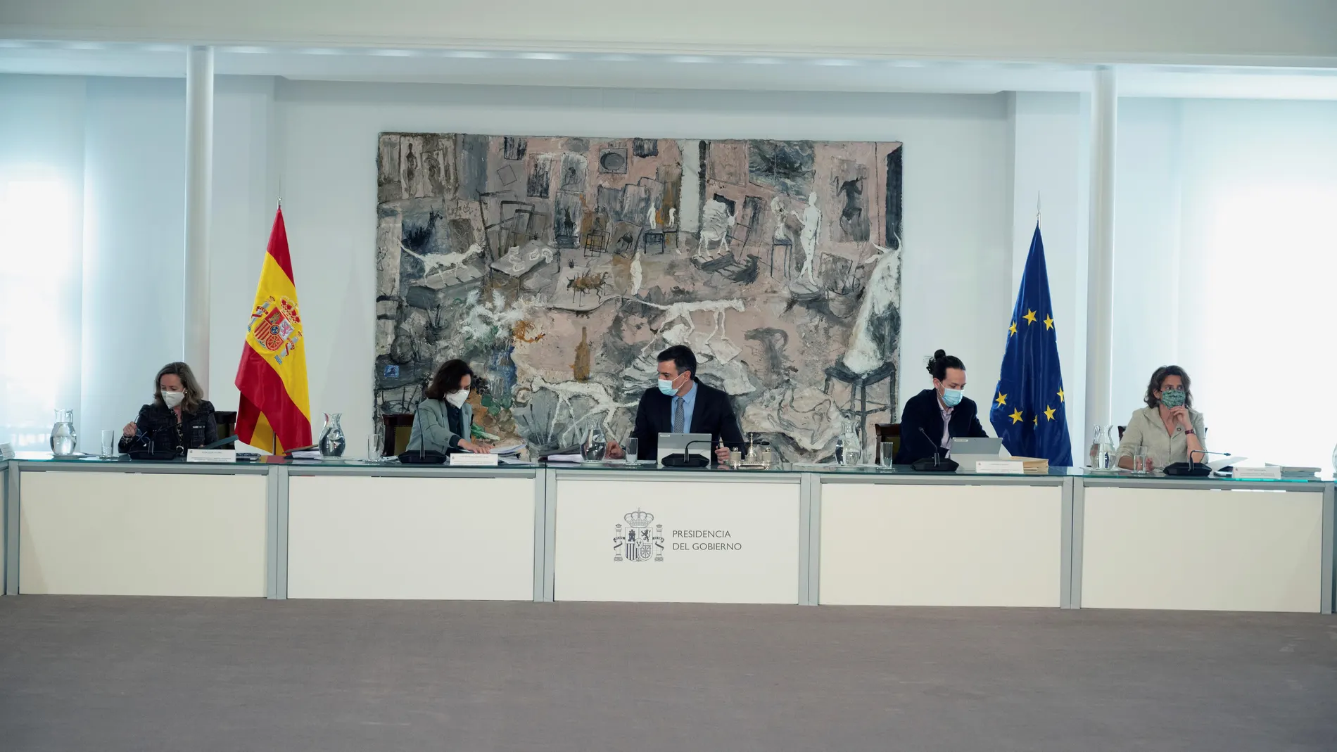 Imagen de la reunión del Consejo de Ministros presidida por el presidente del Gobierno, Pedro Sánchez, de este martes en Moncloa