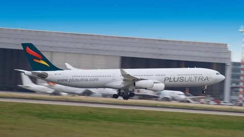 Avión de la aerolínea Plus Ultra