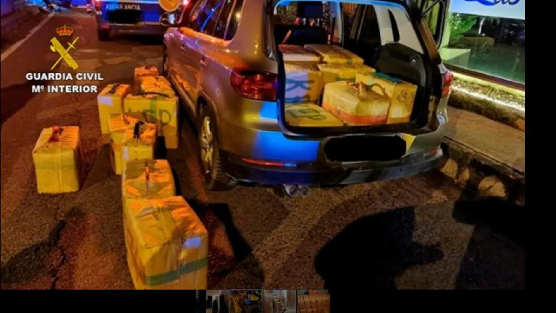 La banda utilizaba vehículos todo terreno para transportar la droga una vez en tierra