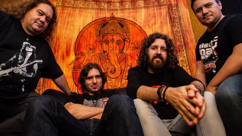 The Mad Rovers han publicado uno de los mejores debuts del Rock nacional de los últimos tiempos