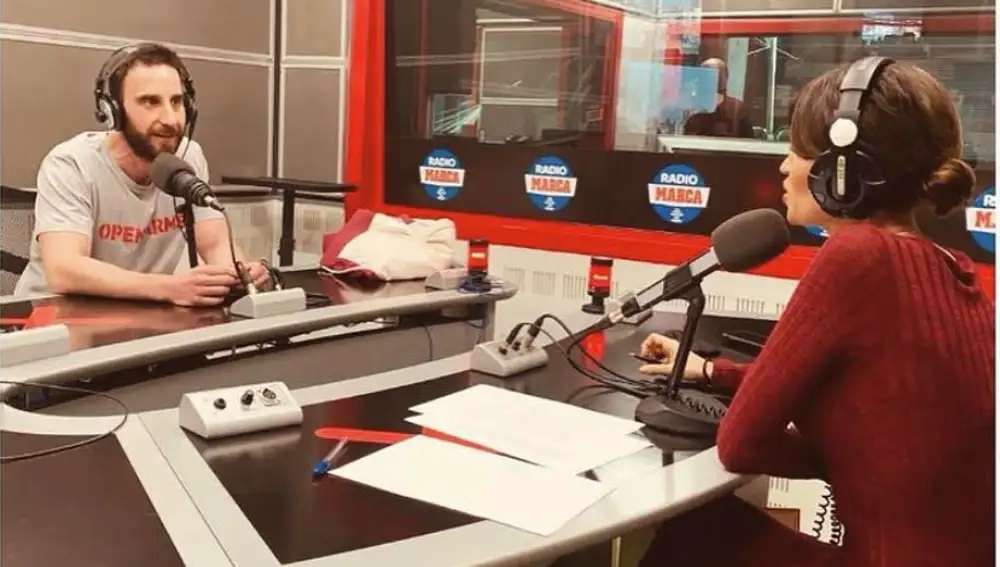 Sara Carbonero con Dani Rovira en Radio Marca.