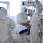 Por primera vez descubren que los varones con menos hormonas masculinas tienen más riesgo de ingresar en UCI o morir por coronavirus