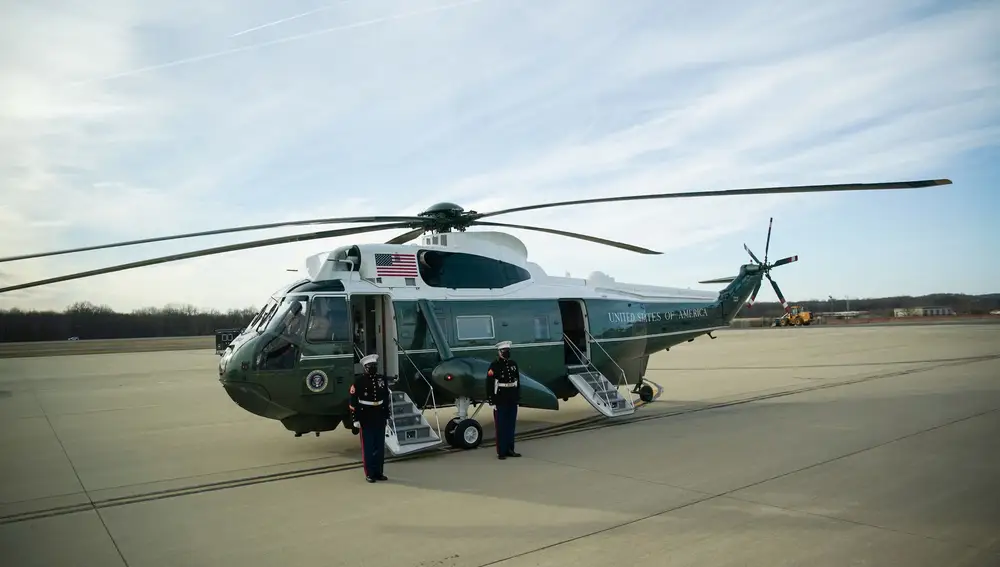 Marine One es el helicóptero utilizado por el presidente de Estados Unidos, Joe Biden. REUTERS