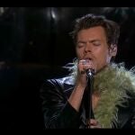Harry Styles, actuando en la gala de los Grammy en 2021