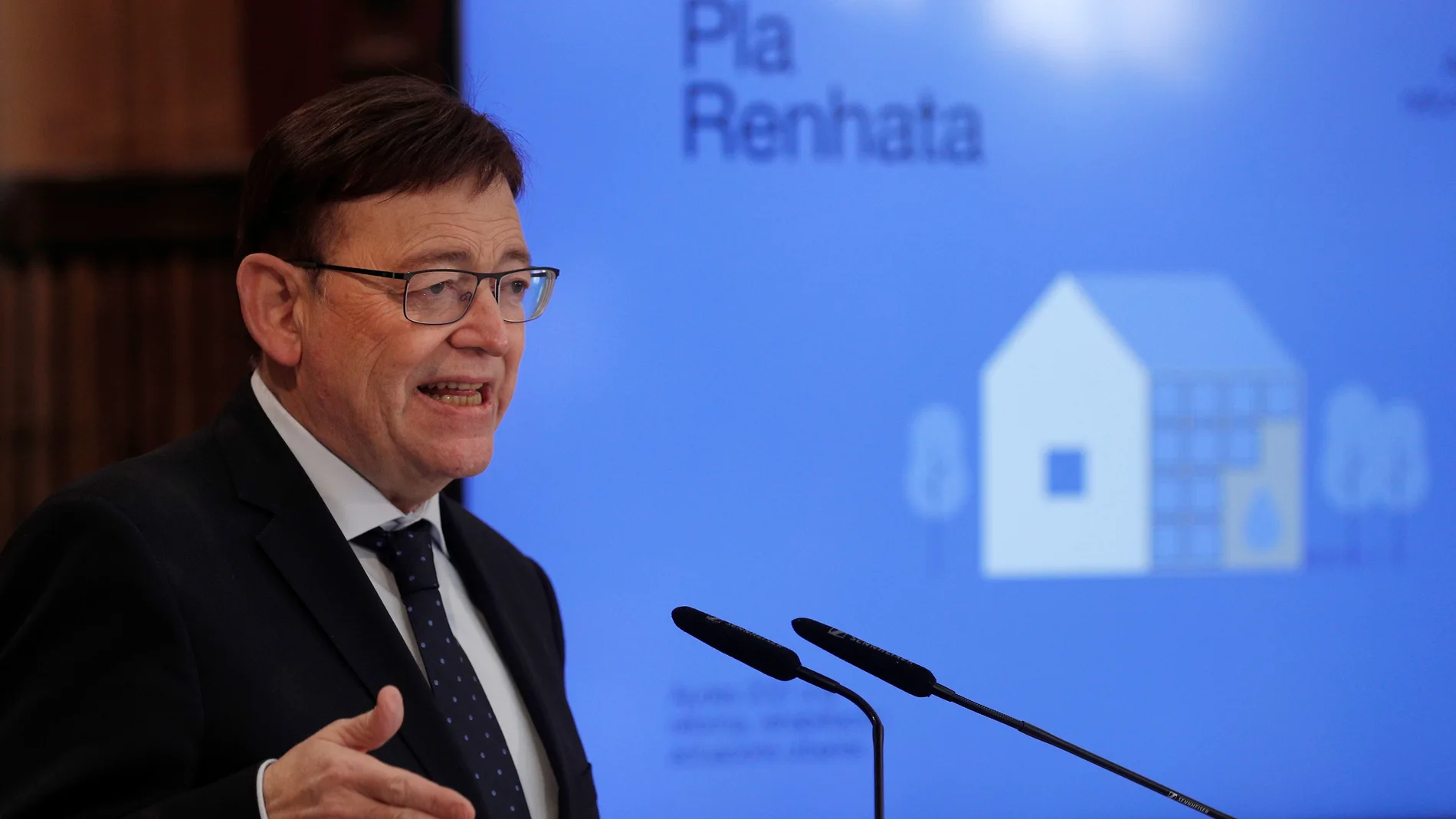 El president de la Generalitat valenciana, Ximo Puig durante la presentación del Plan Renhata 2021