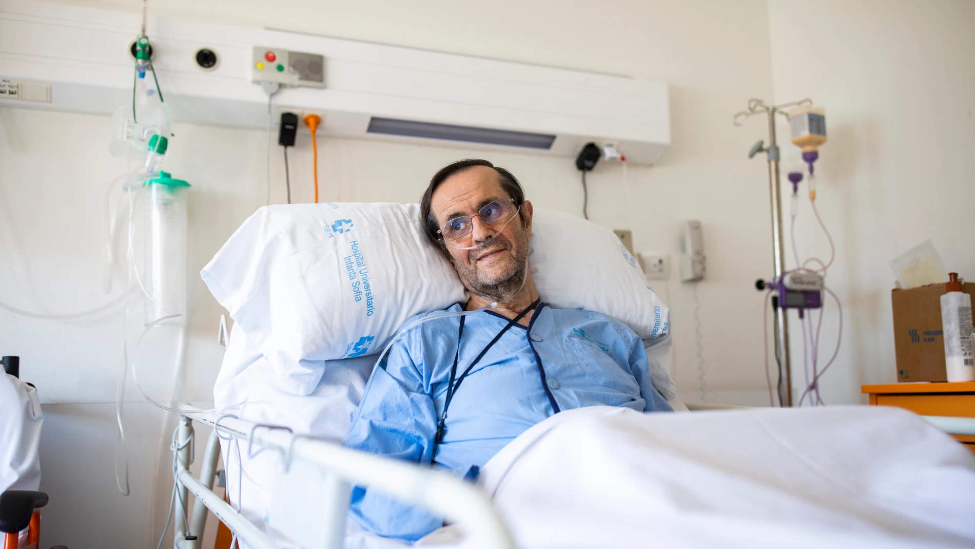 Emilio Ipiens Martínez, profesor jubilado que lleva un año ingresado en el Hospital Infanta Sofía