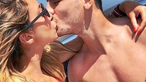 Álvaro Morata disfruta de sus vacaciones junto a su novia, Alice Campello.
