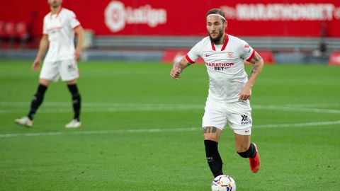 Nemanja Gudelj con el Sevilla.
