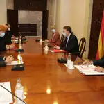 El presidente de la Generalitat, Ximo Puig, esta mañana durante la reunión para coordinar las medidas de emergencia de cara al puente de San José