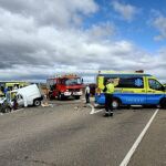Accidente entre un vehículo y una ambulancia en León