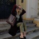 La influencer Leonie Hanne con sandalias de tacón/Instagram @leoniehanne
