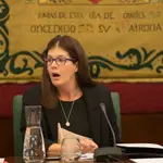 La alcaldesa de Móstoles, Noelia Posse, en el pleno que se celebró en el Ayuntamiento de Móstoles para reprobarla