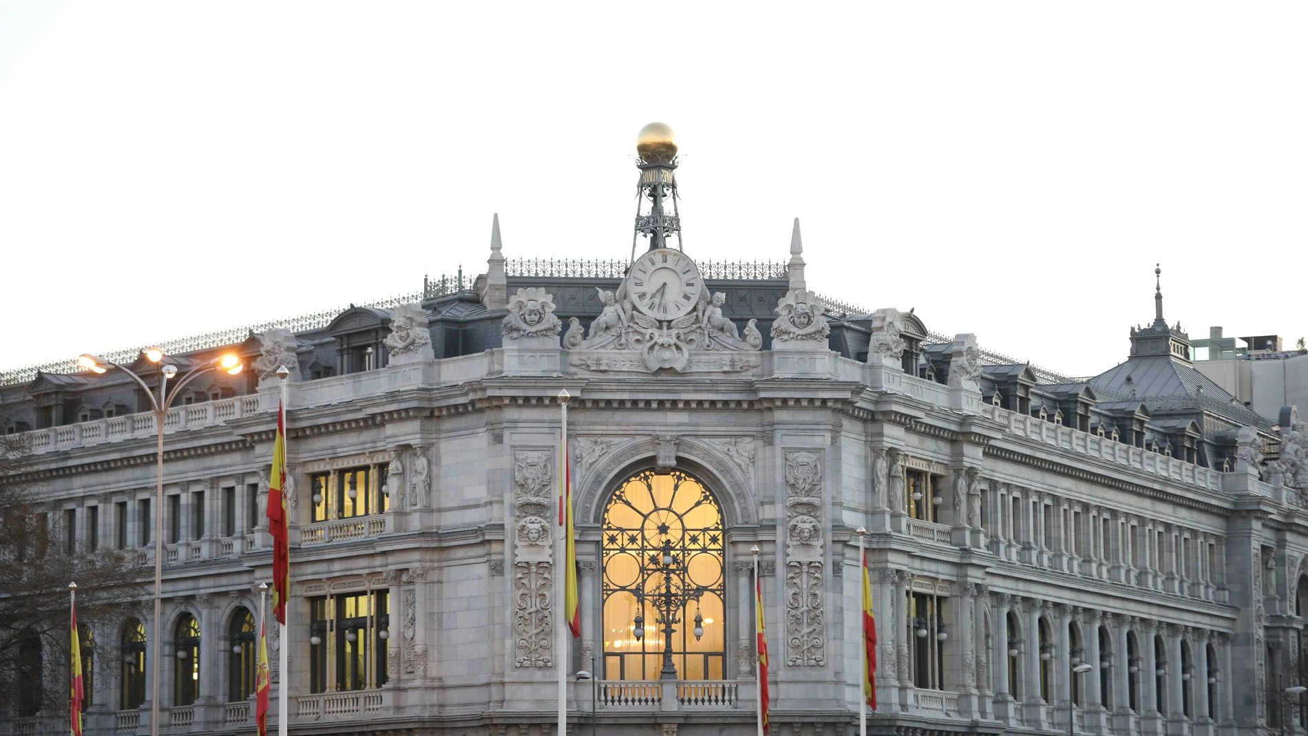 El banco de España rebaja las previsiones de crecimiento en 2021