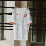 Segunda camiseta de España para la Eurocopa.
