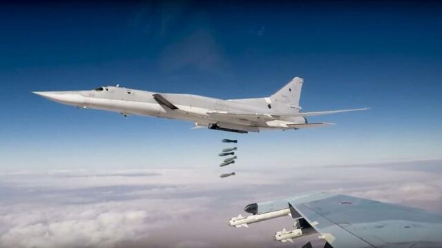Las fuerzas aéreas rusas emplearon al bombardero Tu-22M3 en su operación contra el Daesh en Siria